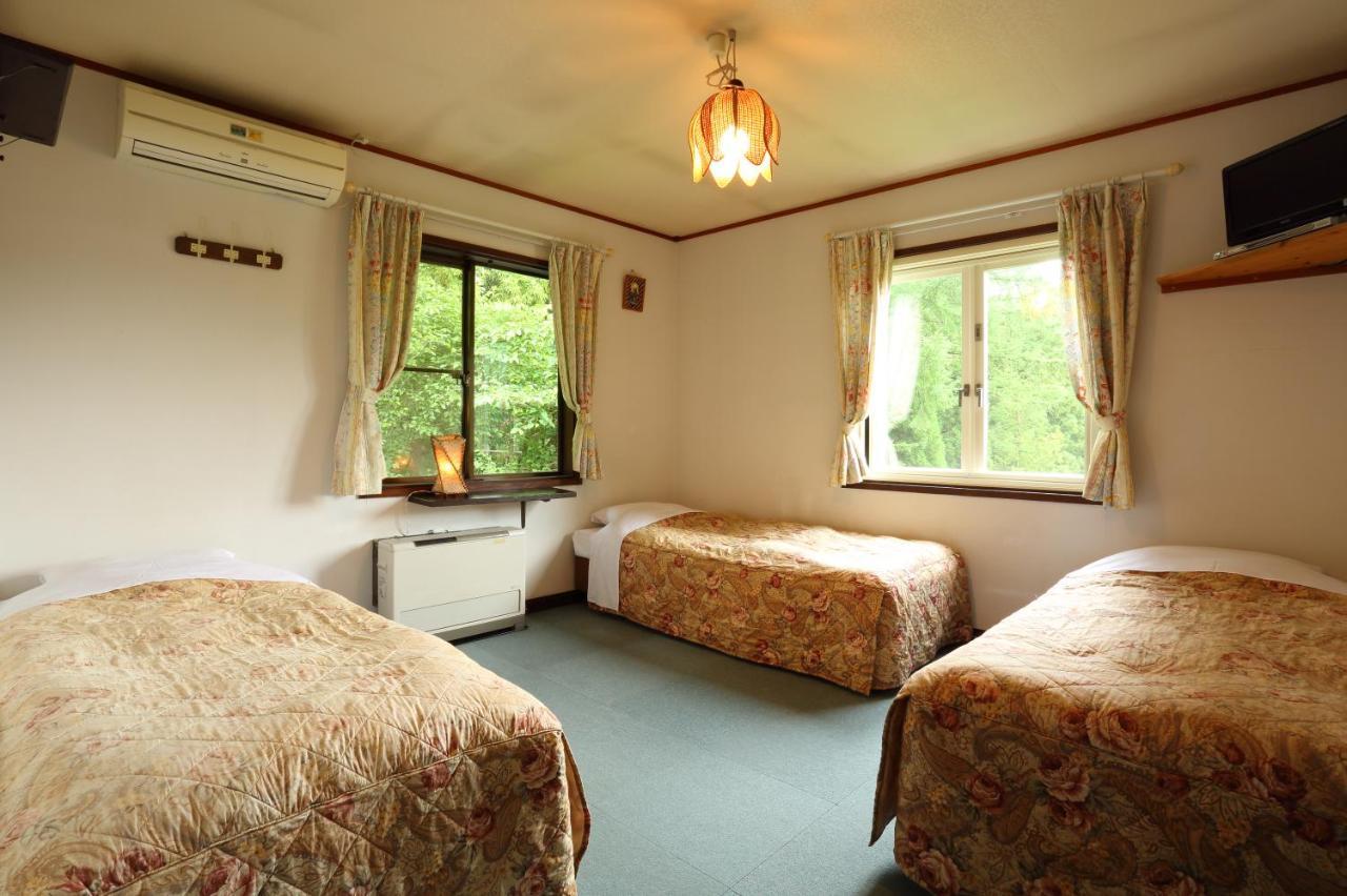 ペンション ちゃうちゃう Bed and Breakfast Hakuba Buitenkant foto